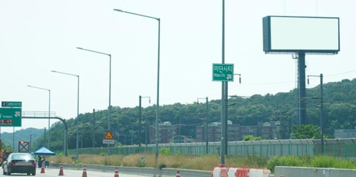 韓國仁川機(jī)場廣告