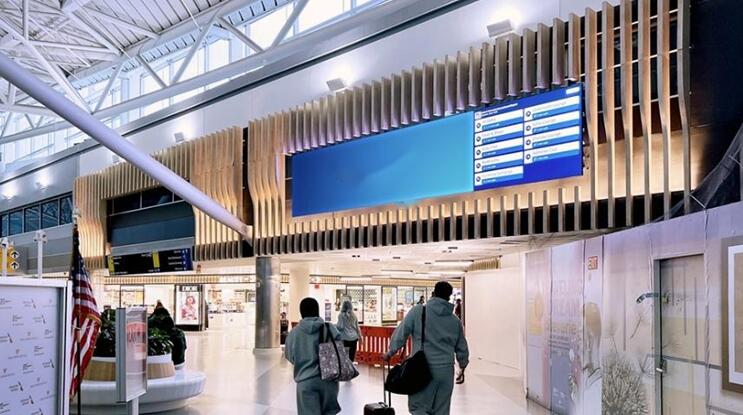 紐約機(jī)場廣告